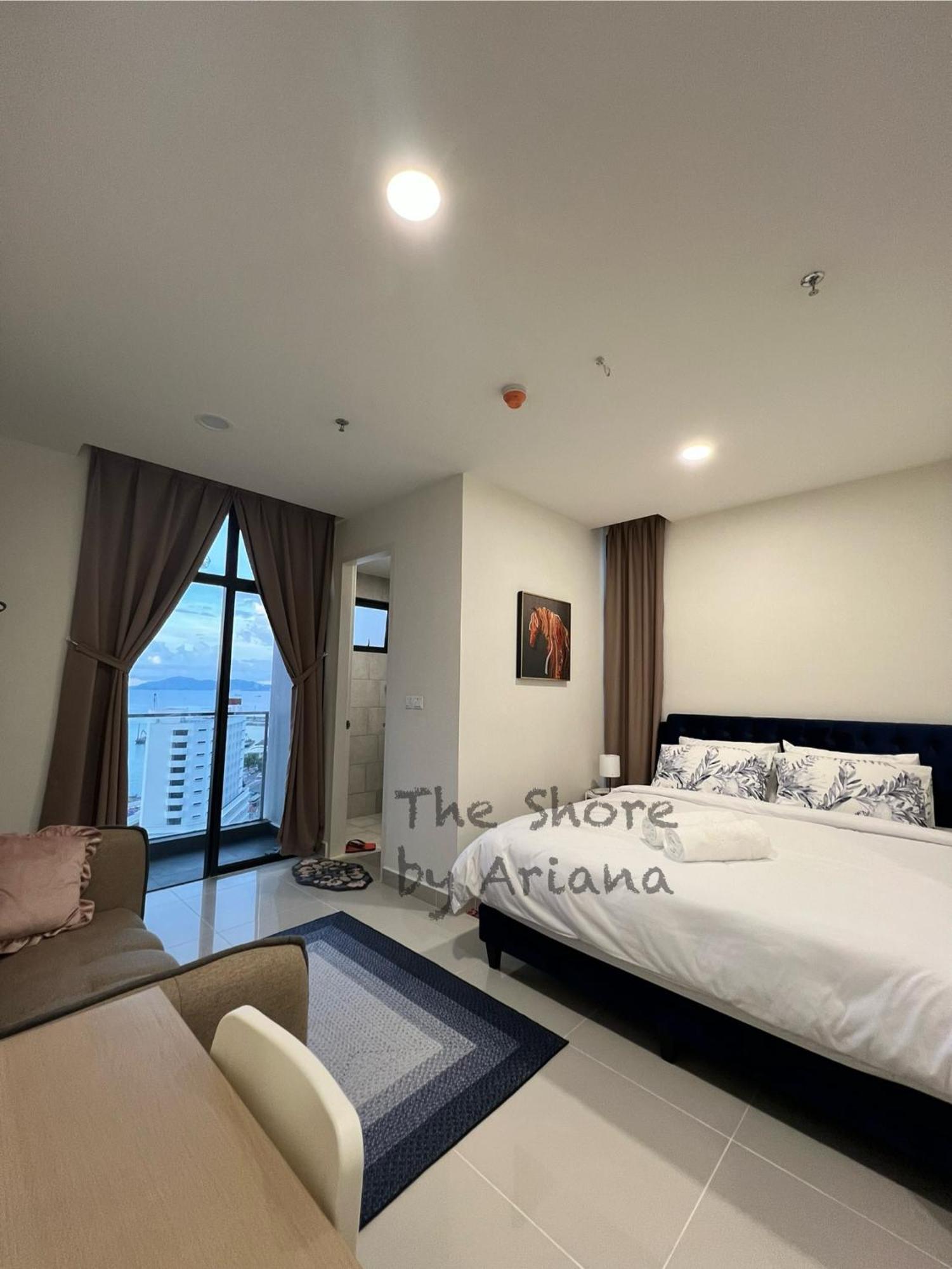 The Shore Kota Kinabalu By Ariana Luaran gambar